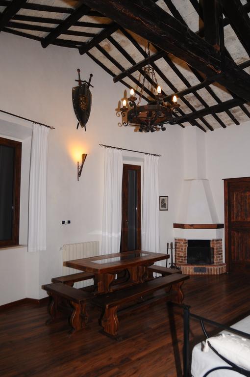 La Dimora Del Ghibellino Villa Tivoli Room photo